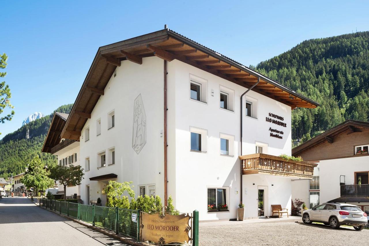 Apartments Montblanc Sella أورتيسايْ المظهر الخارجي الصورة